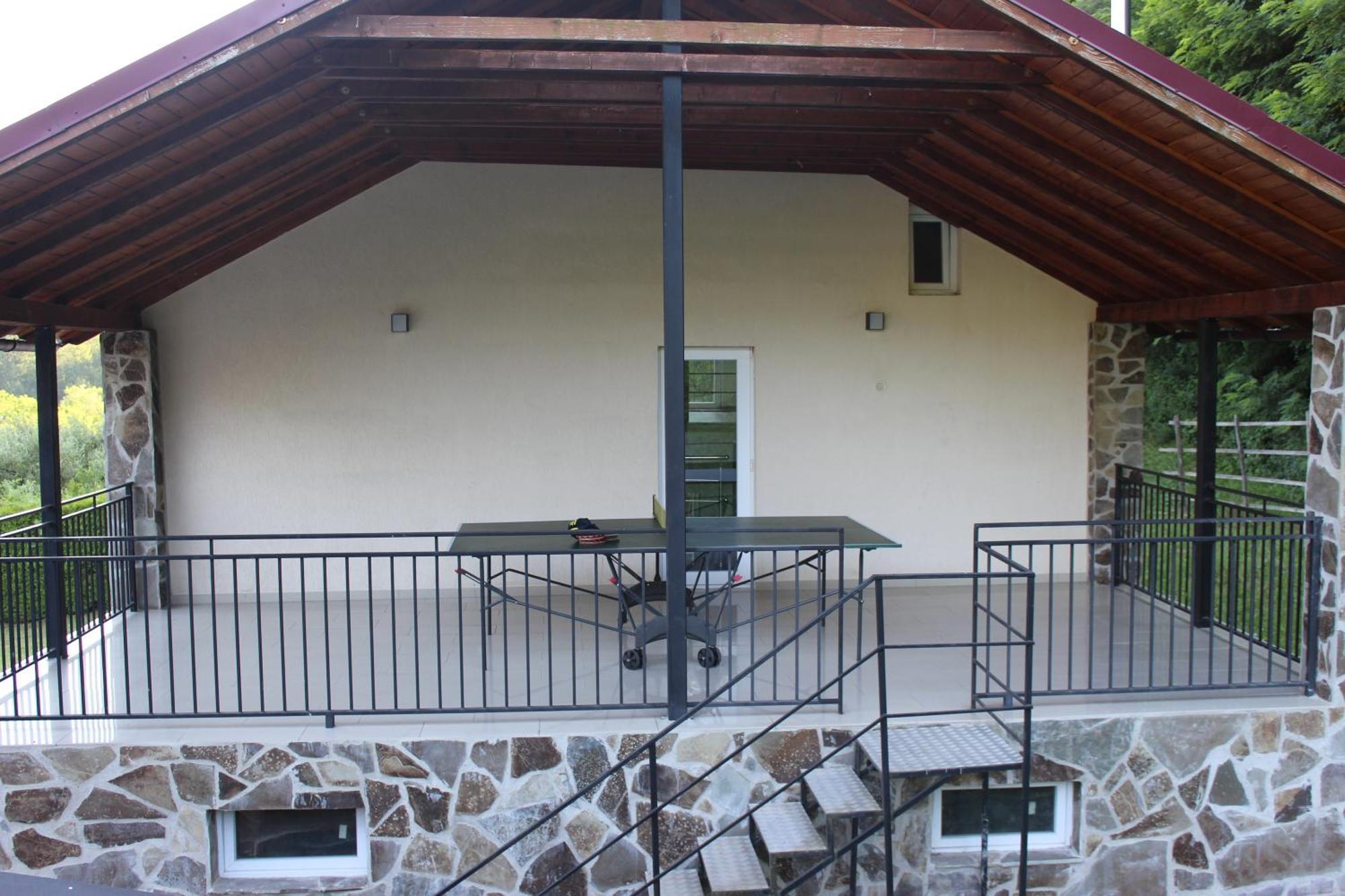 Vila La Cretu Rozavlea Exteriér fotografie